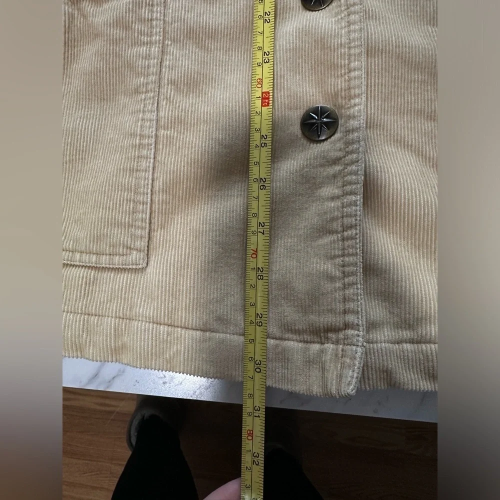 corduroy Beige Women’s Weather Tamer snap button jacket size large